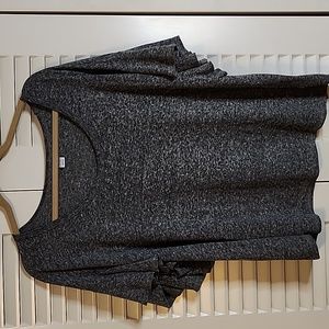 Bundle 3 for $10 OLD NAVY linen blend flutter sleeve top